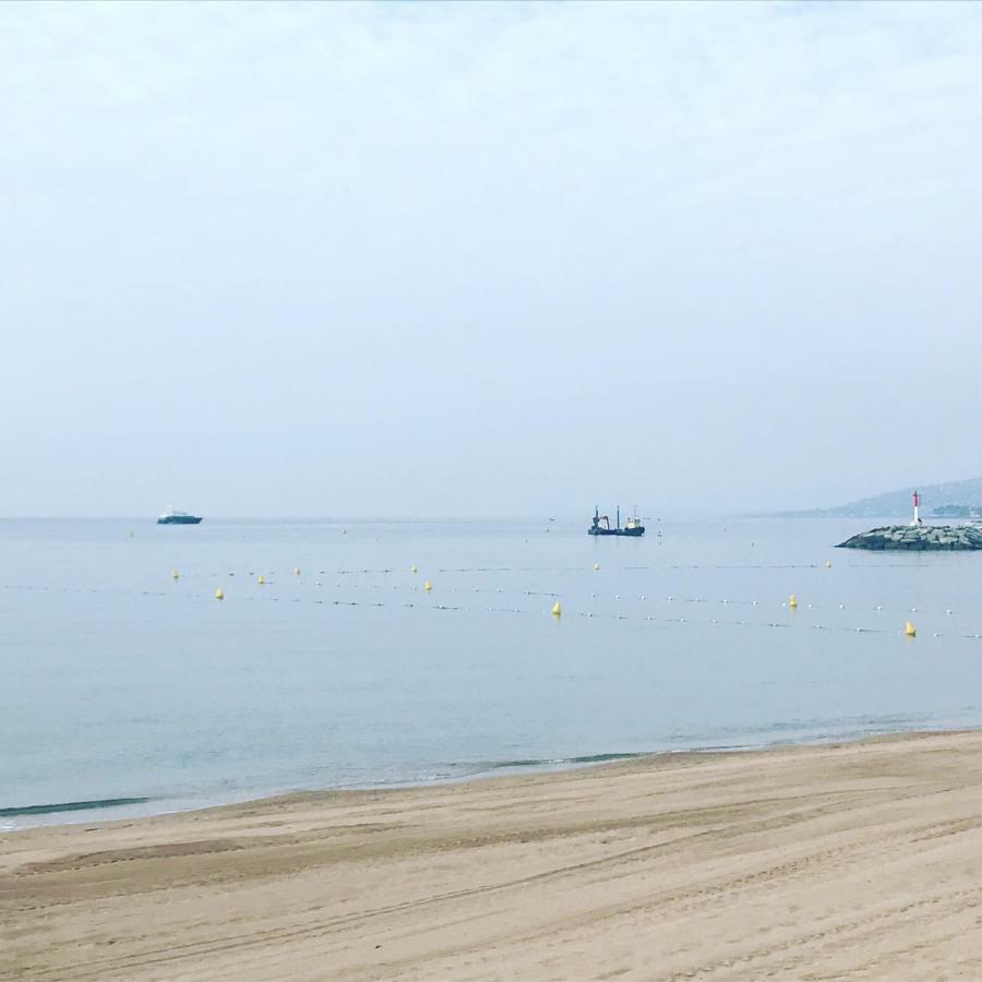 شقة Appart' Au Port Fréjus المظهر الخارجي الصورة